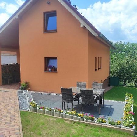 Villa Domecek U Lesa Humpolec Exterior foto